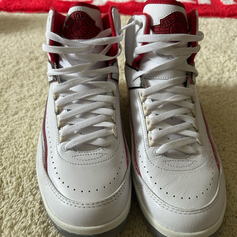 Jordan 2 Origins - Picture 4 of 8